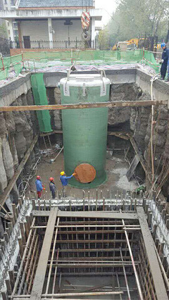 国内最大地埋式污水泵站完成吊装