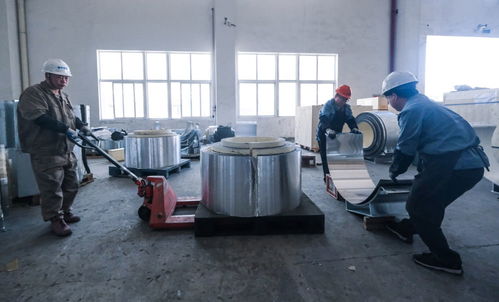 积蕴暖意 释放活力 从 五一 假期看中国经济复苏向好