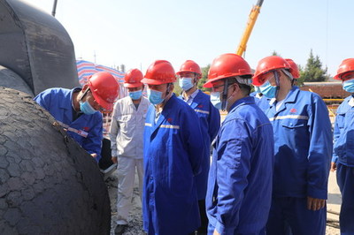 高建成“五一”到项目施工现场调研并看望慰问坚守岗位的一线劳动者